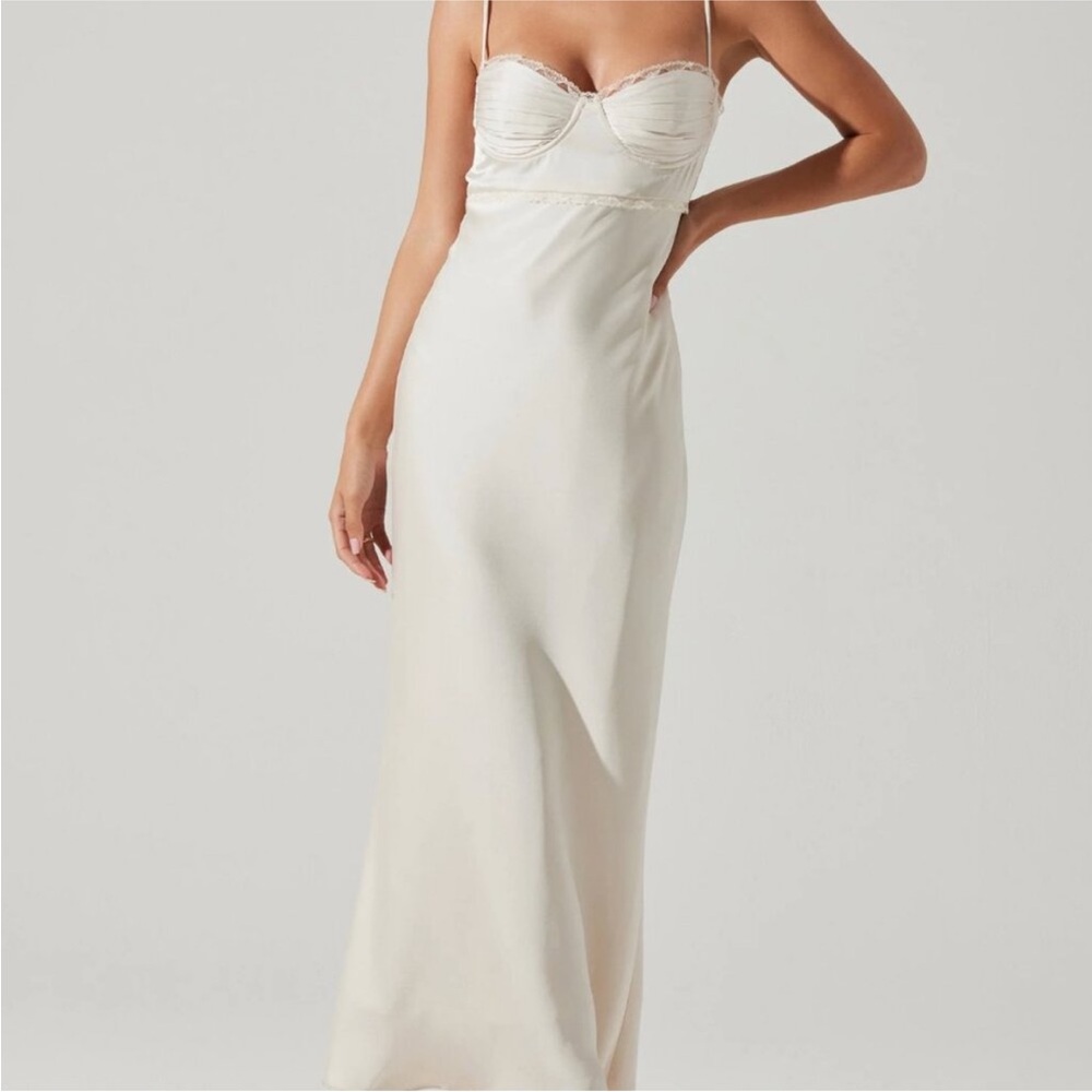 Astr Ivory Maxi Dress with Spaghetti Straps